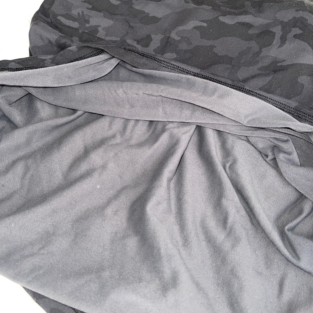 Lululemon Power Y Camo Tank Top 10 - Picture 5 of 7